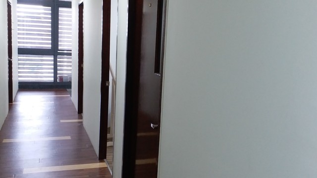 Cover cf6d5dba0896041a94899fddfd8791c8862c4656ecde2f7ff70143438b2fb7c7